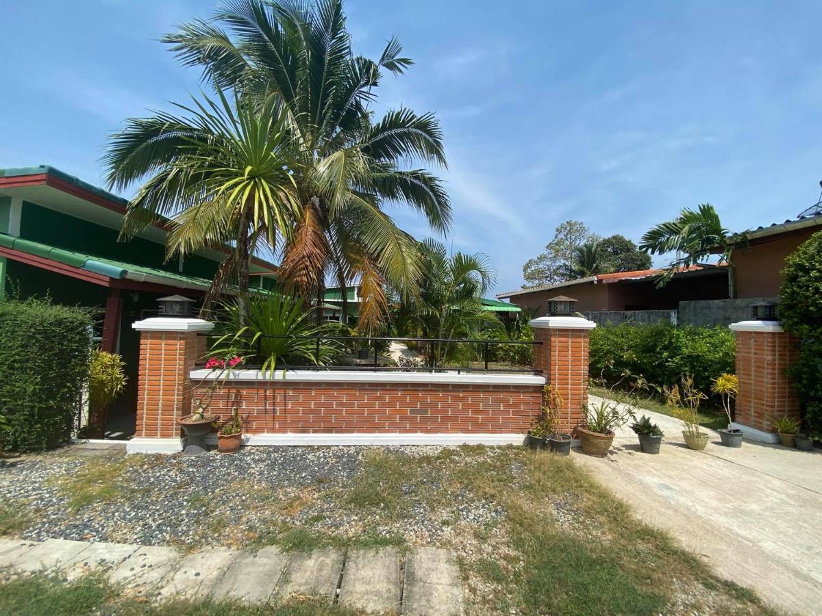 Отель Suntalee House Nai Yang Экстерьер фото