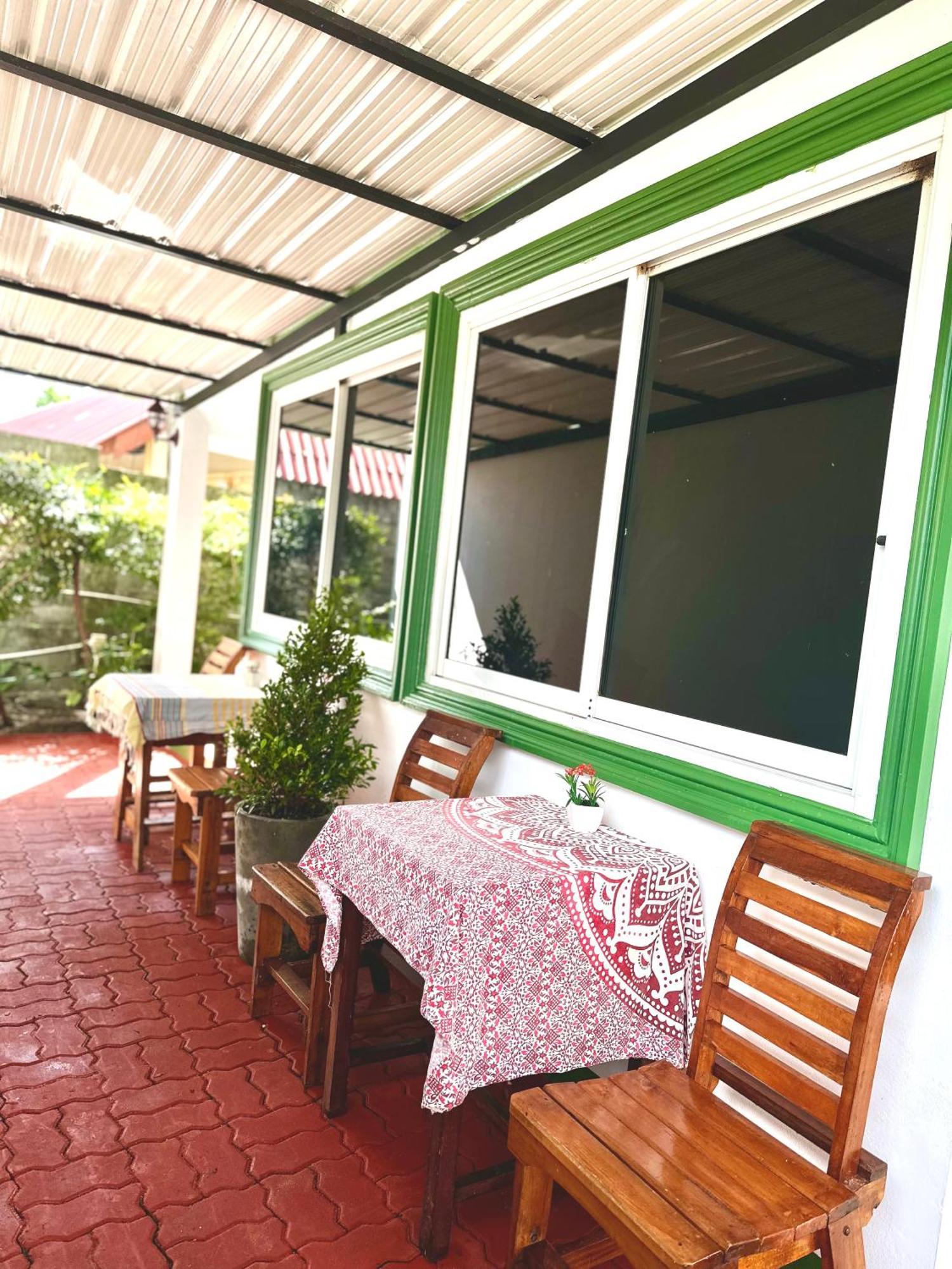 Отель Suntalee House Nai Yang Экстерьер фото