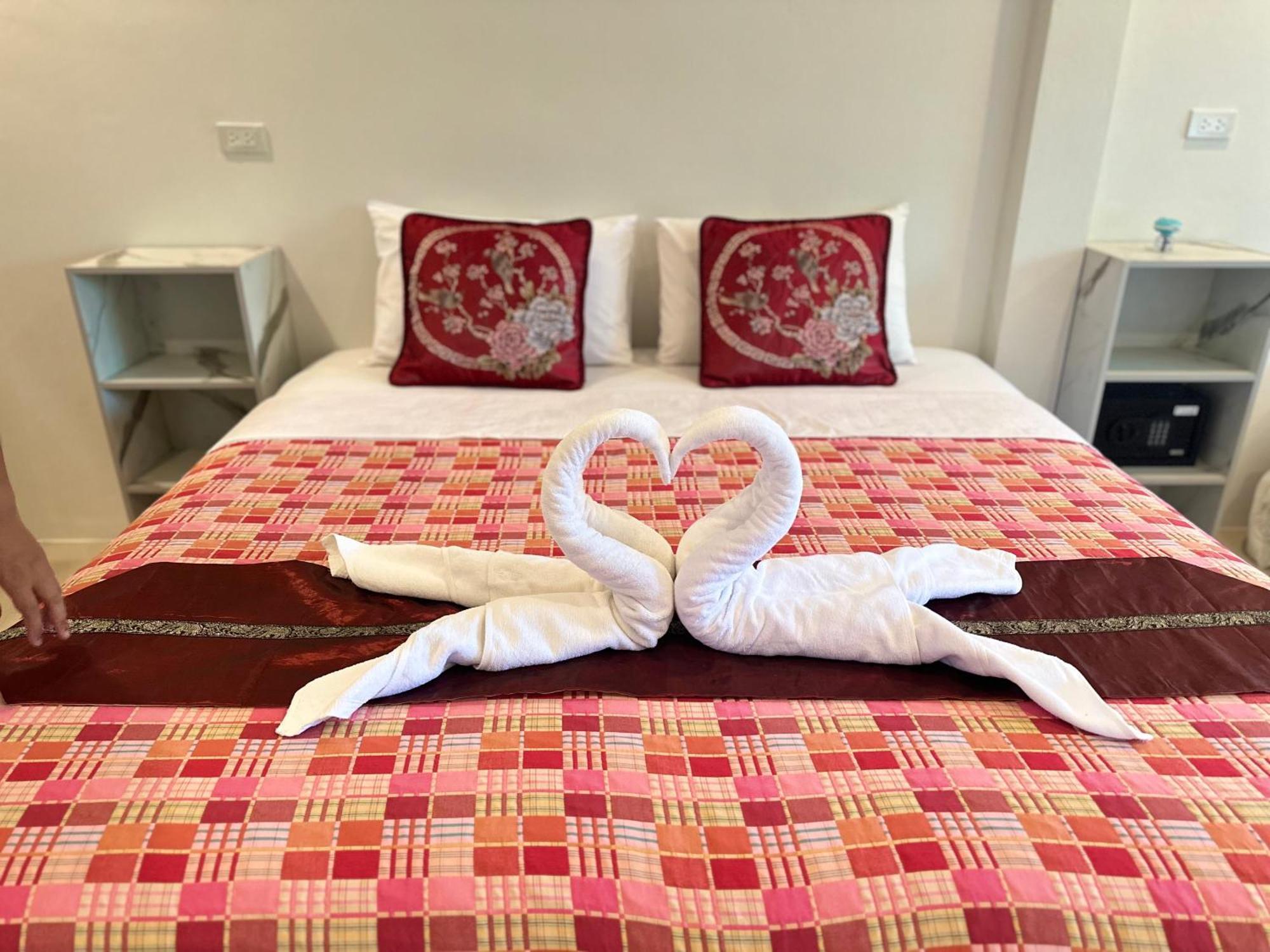Отель Suntalee House Nai Yang Экстерьер фото