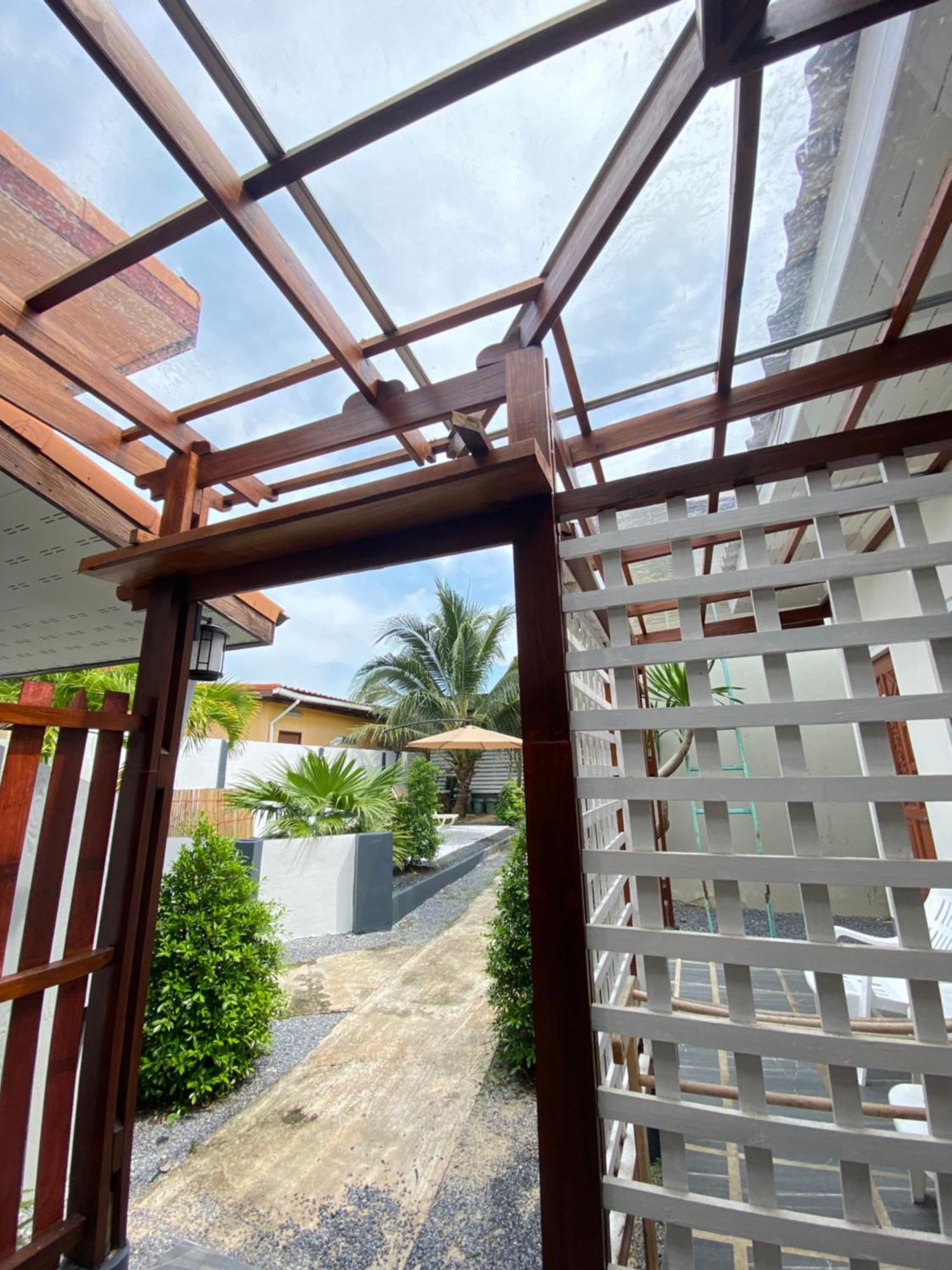 Отель Suntalee House Nai Yang Экстерьер фото