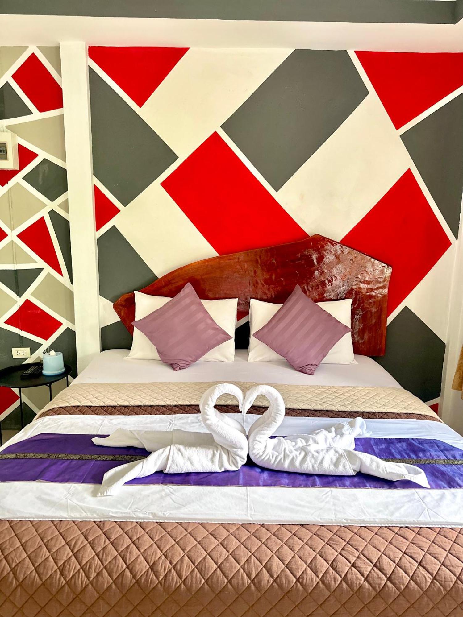 Отель Suntalee House Nai Yang Экстерьер фото